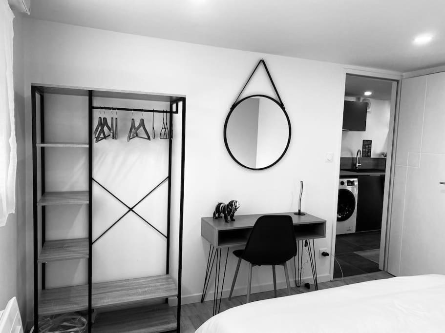 L'Atelier D'Emilie Apartment Bessines ภายนอก รูปภาพ