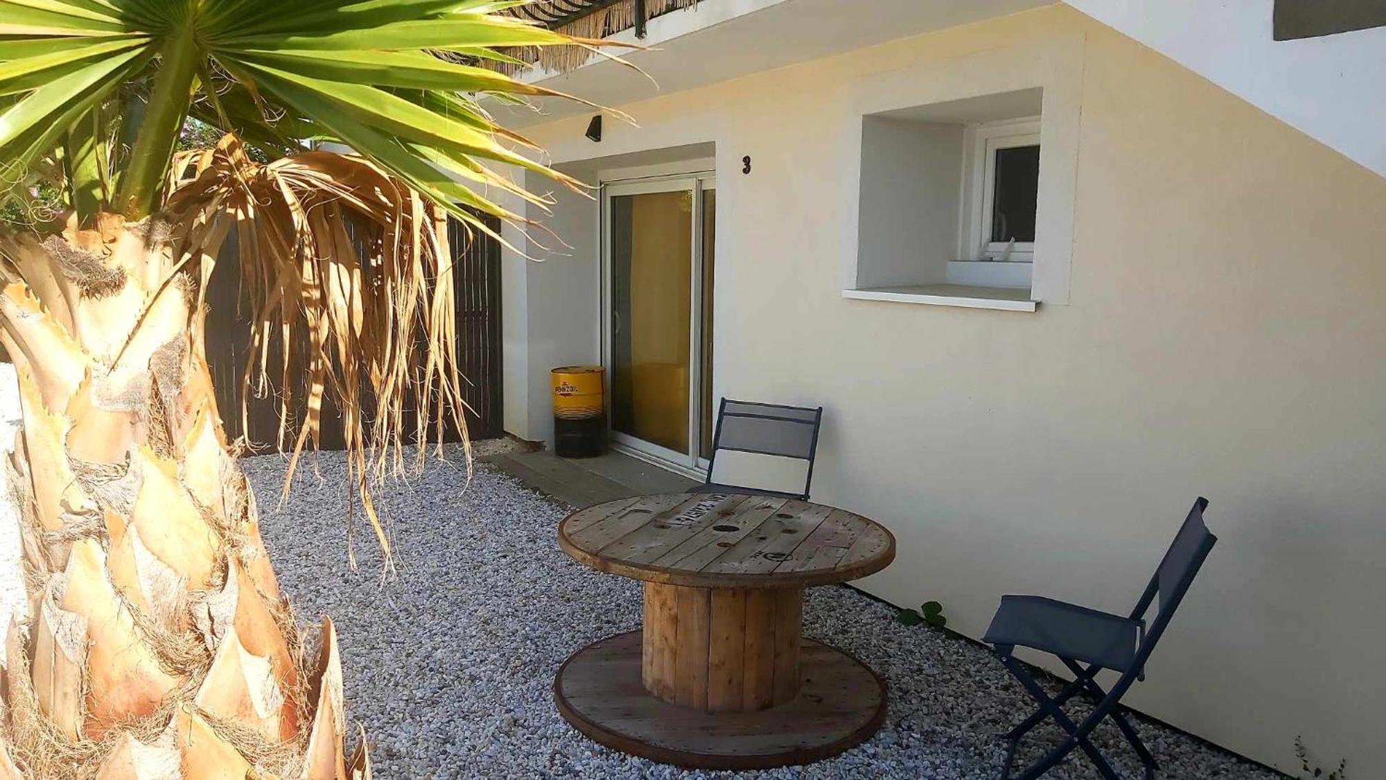 L'Atelier D'Emilie Apartment Bessines ภายนอก รูปภาพ